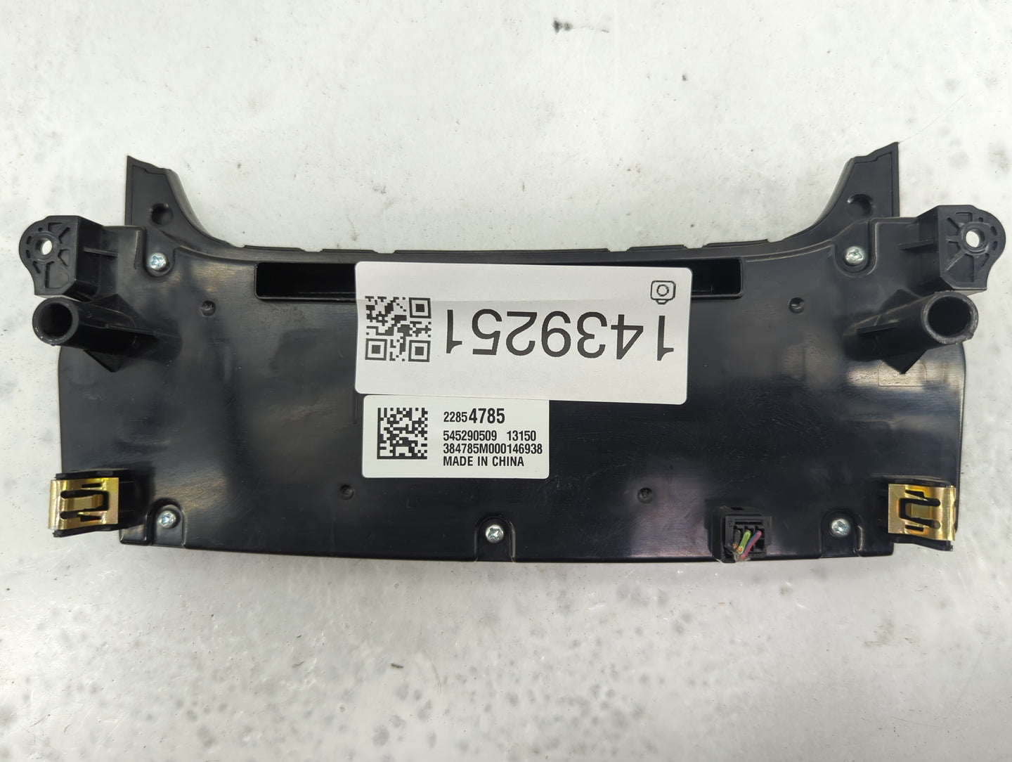 2013 Chevrolet Malibu Climate Control Module Temperature AC/Heater Replacement P/N:22854785 Fits OEM Used Auto Parts - Oemus
