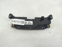 2013 Chevrolet Malibu Climate Control Module Temperature AC/Heater Replacement P/N:22881000 Fits OEM Used Auto Parts - Oemus