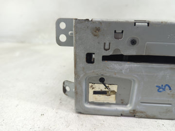 2013 Chevrolet Malibu Radio AM FM Cd Player Receiver Replacement P/N:22965236 CQ-FG72E9GD, GA-130-COLR-NS, 216B-GA130COLRNS Fits OEM Used Auto Parts