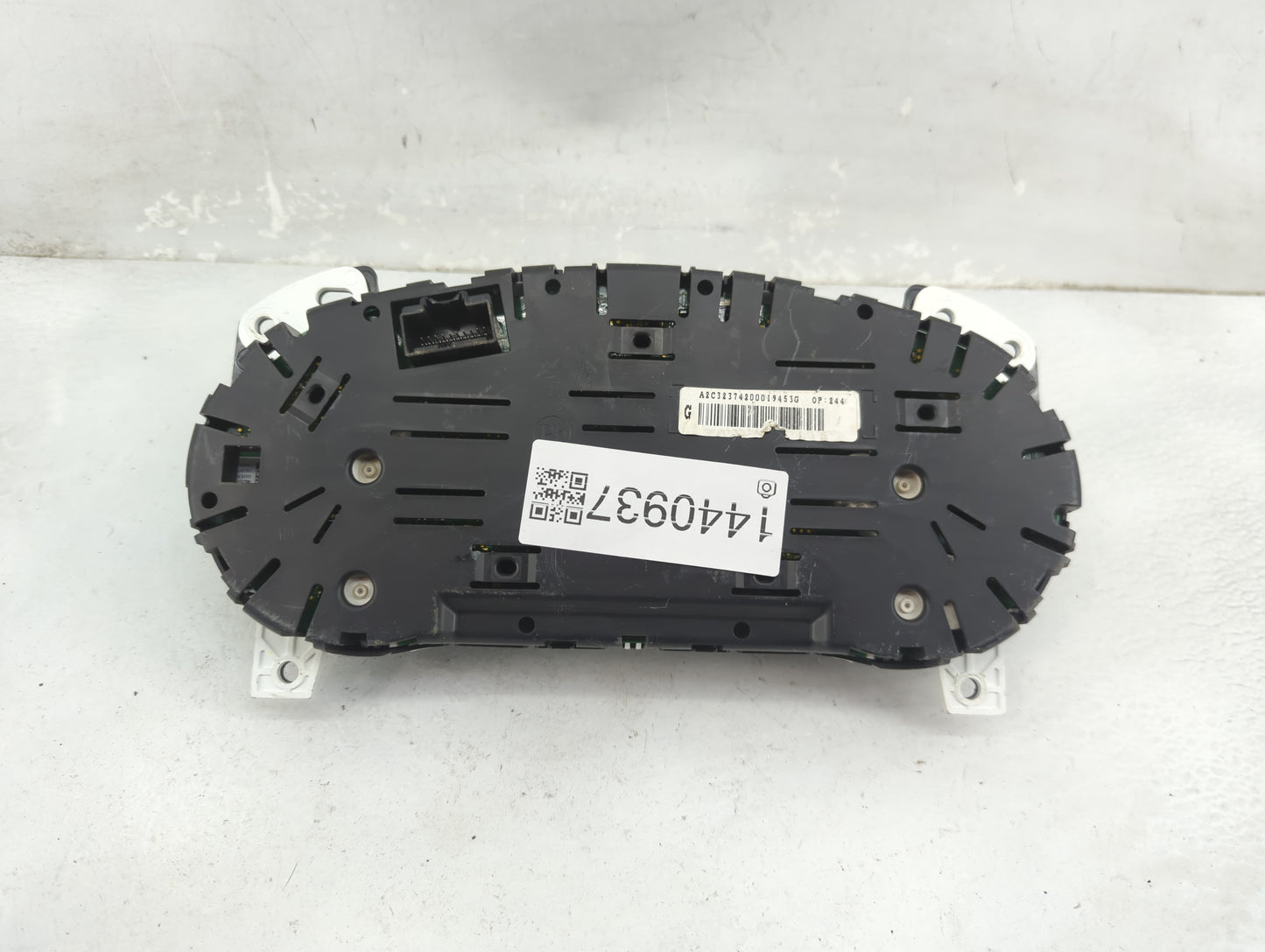 2013 Chevrolet Malibu Instrument Cluster Speedometer Gauges P/N:A2C32374200 GMX351, 4862366 Fits OEM Used Auto Parts - Oemus