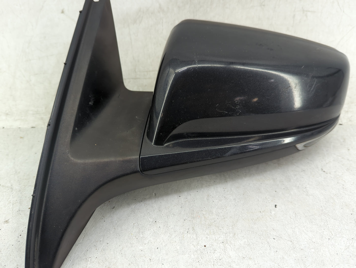 2013 Chevrolet Malibu Driver Side View Mirror - Left Door Mirror OEM Used - Oemusedautoparts1.com