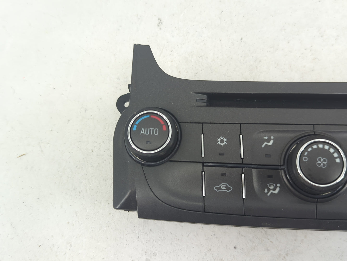 2013-2015 Chevrolet Malibu Climate Control Module Temperature AC/Heater Replacement P/N:22854788 545290509 Fits OEM Used Aut