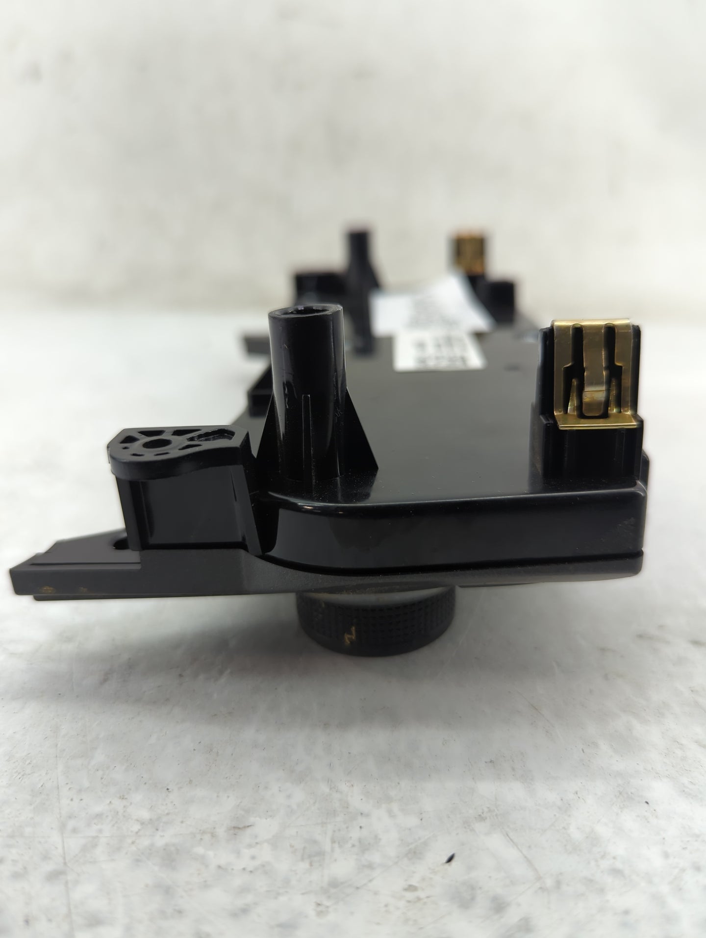 2013 Chevrolet Malibu Climate Control Module Temperature AC/Heater Replacement P/N:22854786 Fits OEM Used Auto Parts - Oemus