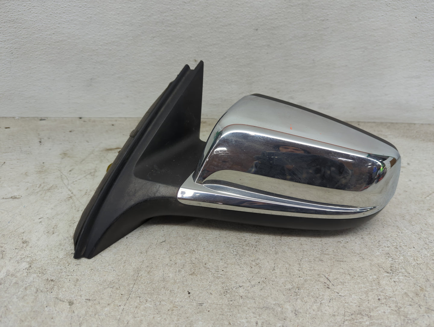 2013 Chevrolet Malibu Driver Side View Mirror - Left Door Mirror OEM Used - Oemusedautoparts1.com