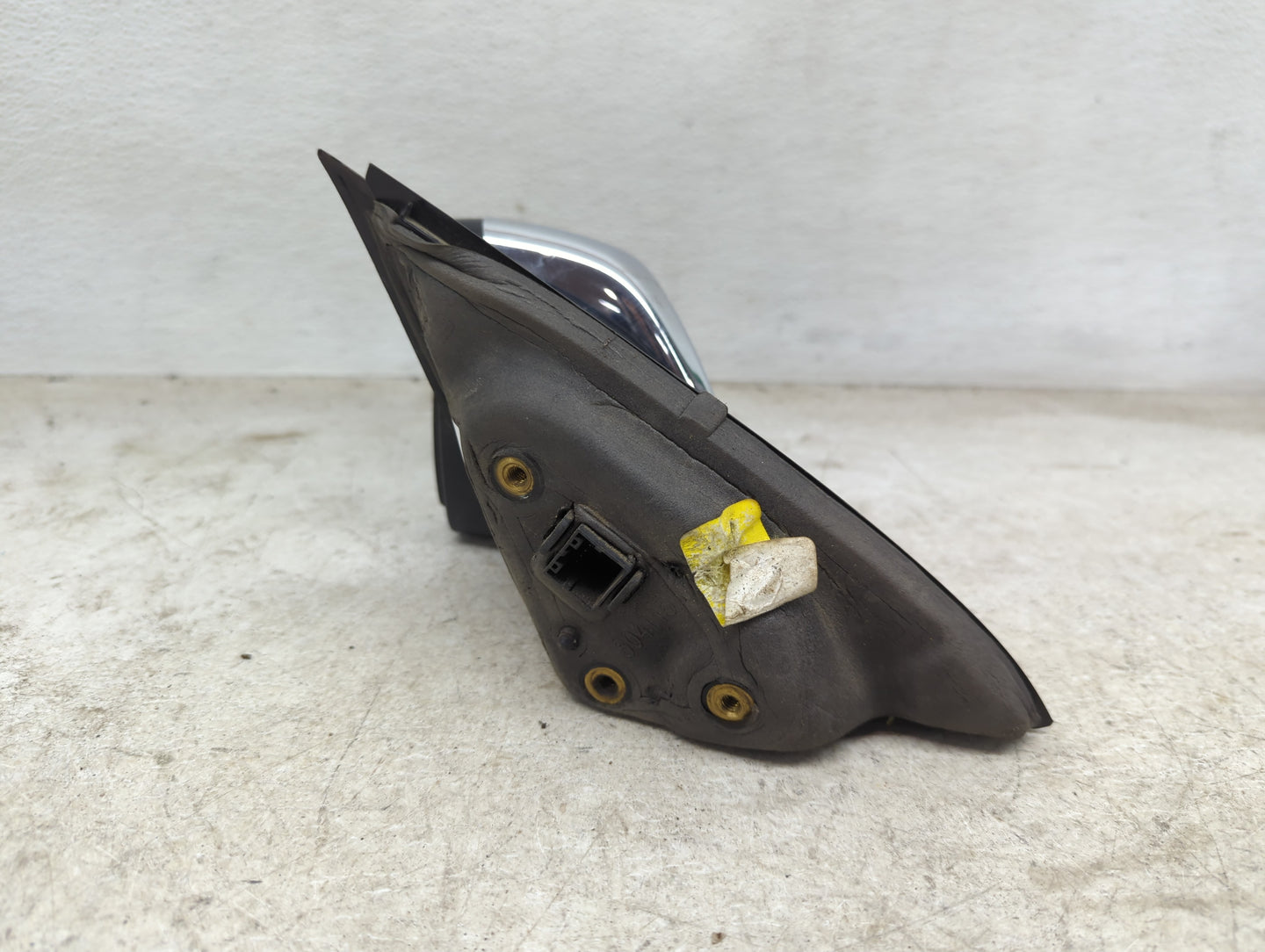 2013 Chevrolet Malibu Driver Side View Mirror - Left Door Mirror OEM Used - Oemusedautoparts1.com