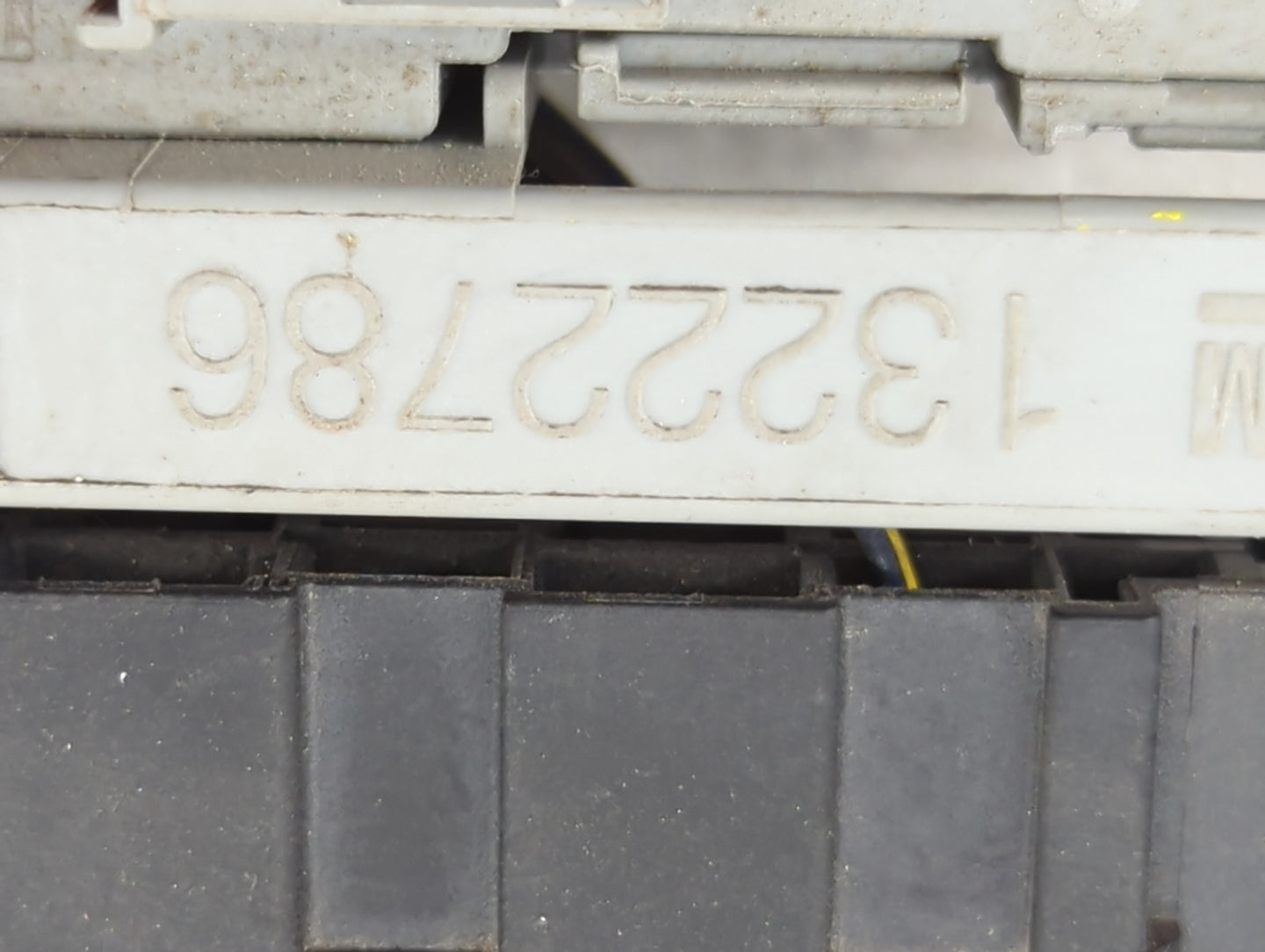 2013-2014 Chevrolet Malibu Theft-locking Control Module 13222786 - Oemusedautoparts1.com