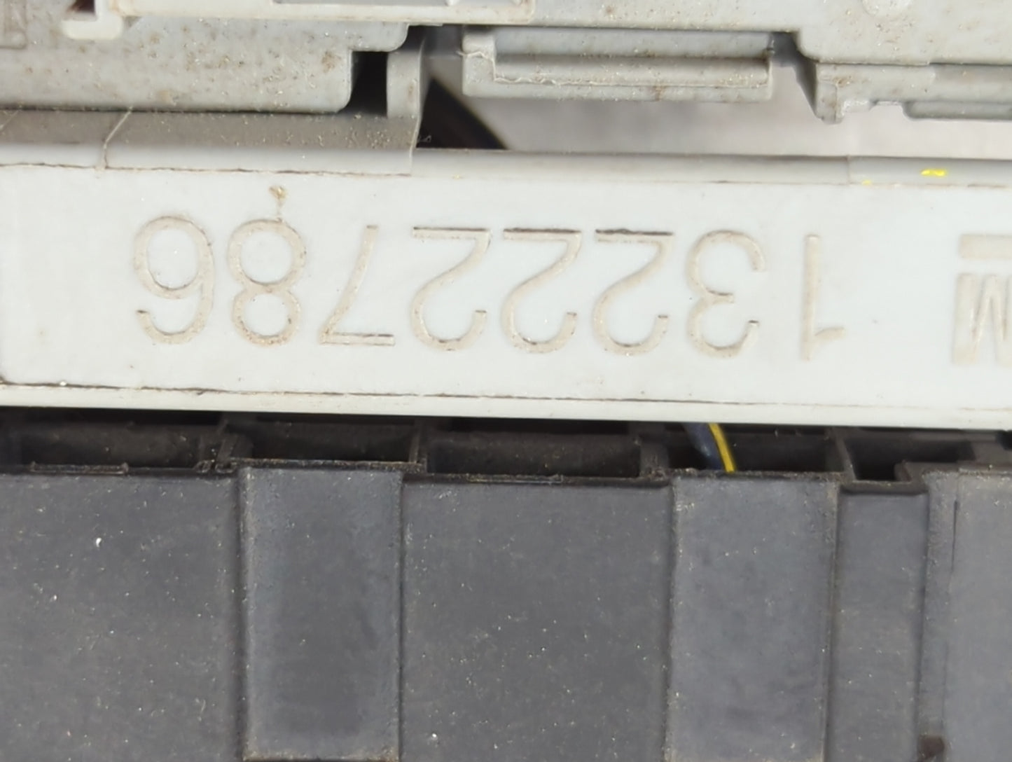 2013-2014 Chevrolet Malibu Theft-locking Control Module 13222786 - Oemusedautoparts1.com