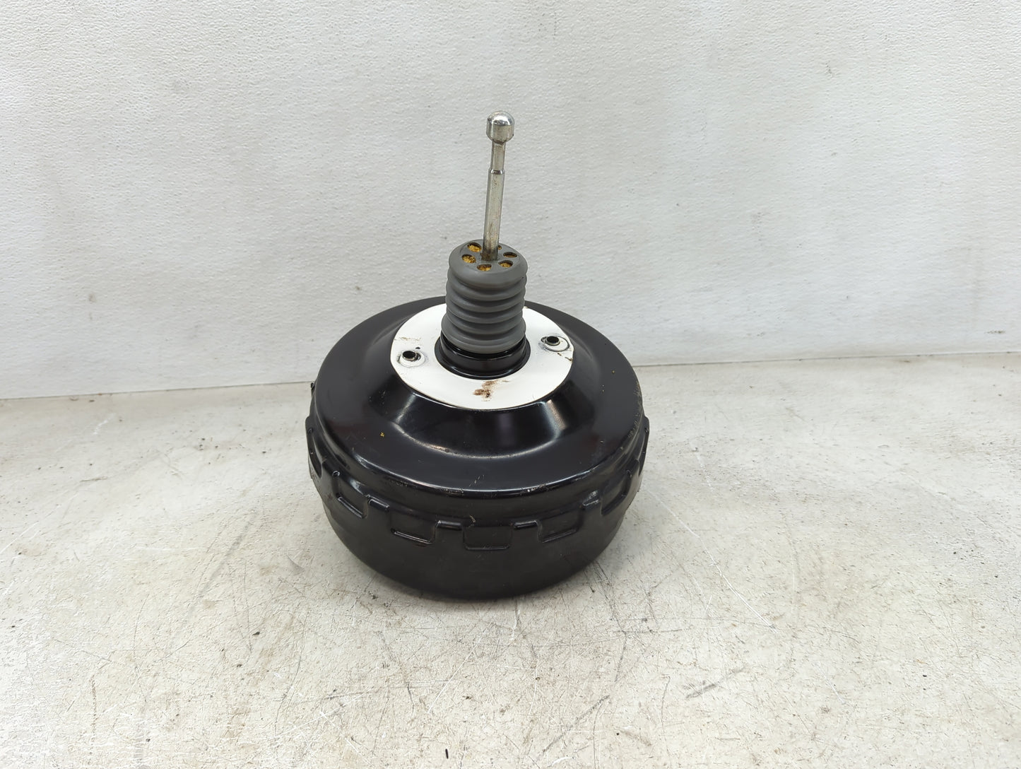2013-2016 Chevrolet Malibu Power Brake Booster Oem - Oemusedautoparts1.com