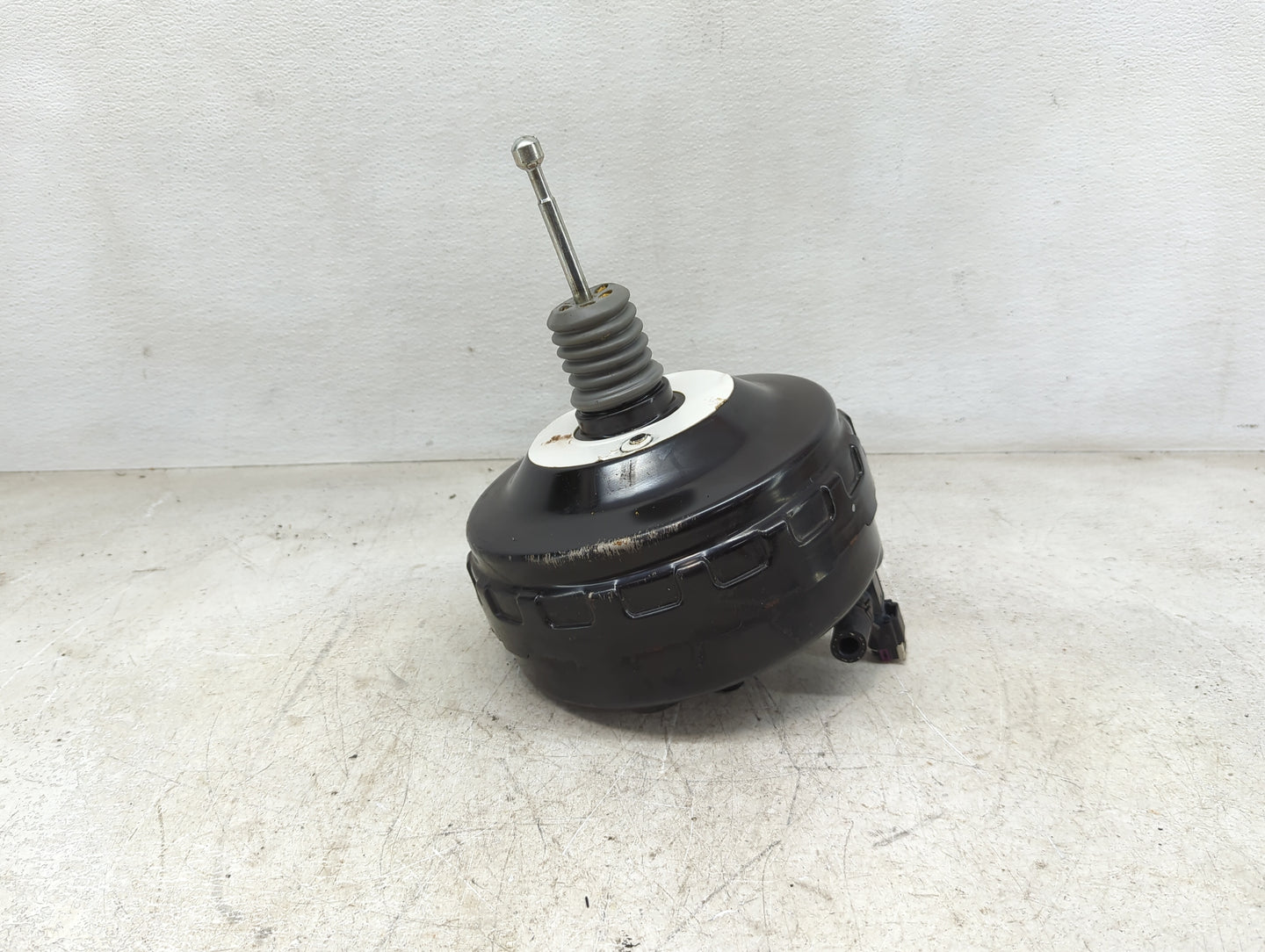 2013-2016 Chevrolet Malibu Power Brake Booster Oem 1451004 - Oemusedautoparts1.com