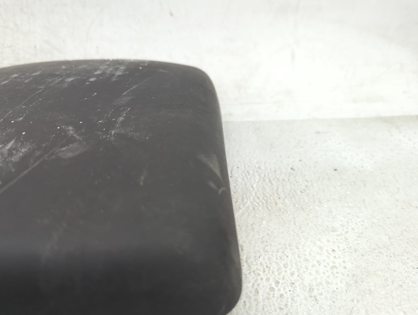 2013 Chevrolet Malibu Center Console Armrest Cover Lid Fits OEM Used Auto Parts - Oemusedautoparts1.com