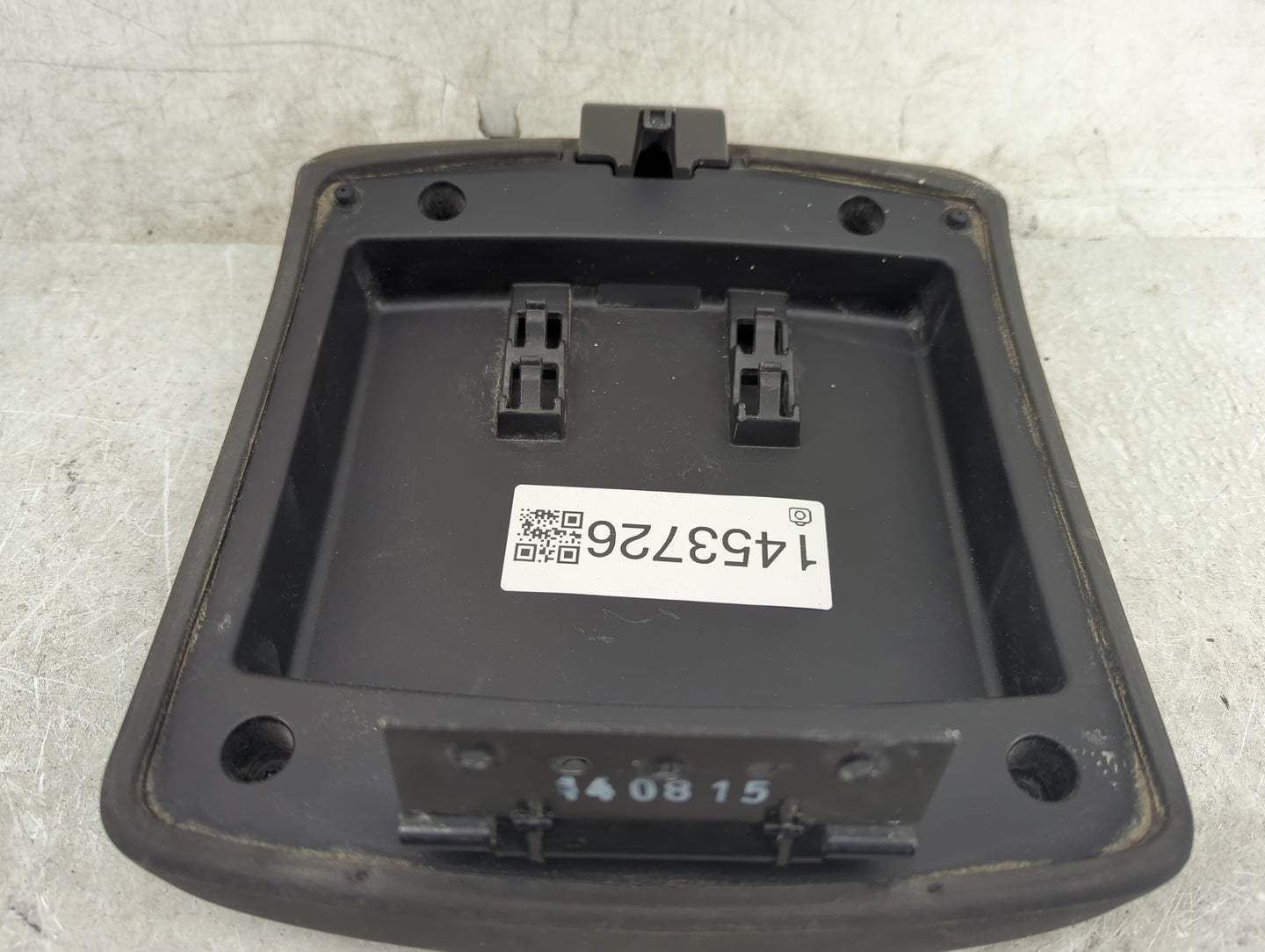2013 Chevrolet Malibu Center Console Armrest Cover Lid Fits OEM Used Auto Parts - Oemusedautoparts1.com
