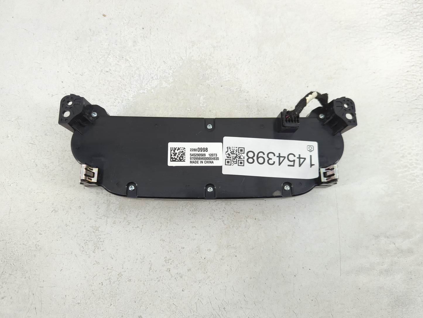 2013-2013 Chevrolet Malibu Radio Control Panel - Oemusedautoparts1.com