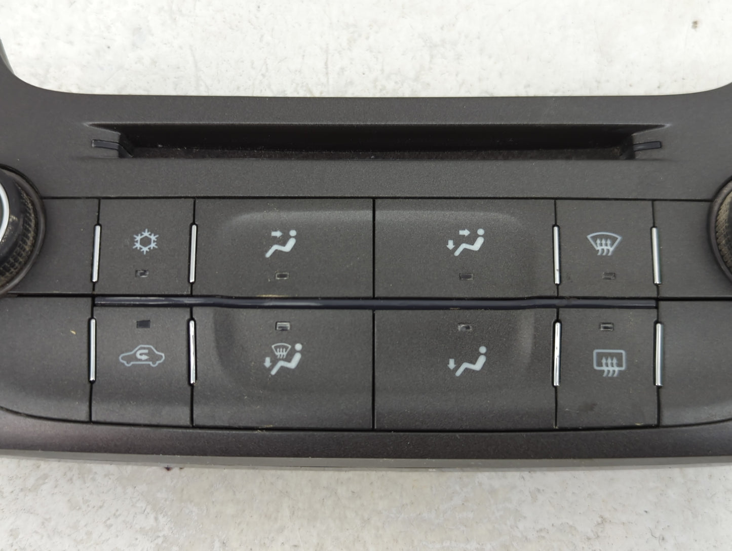 2013 Chevrolet Malibu Climate Control Module Temperature AC/Heater Replacement P/N:22854785 Fits OEM Used Auto Parts - Oemus