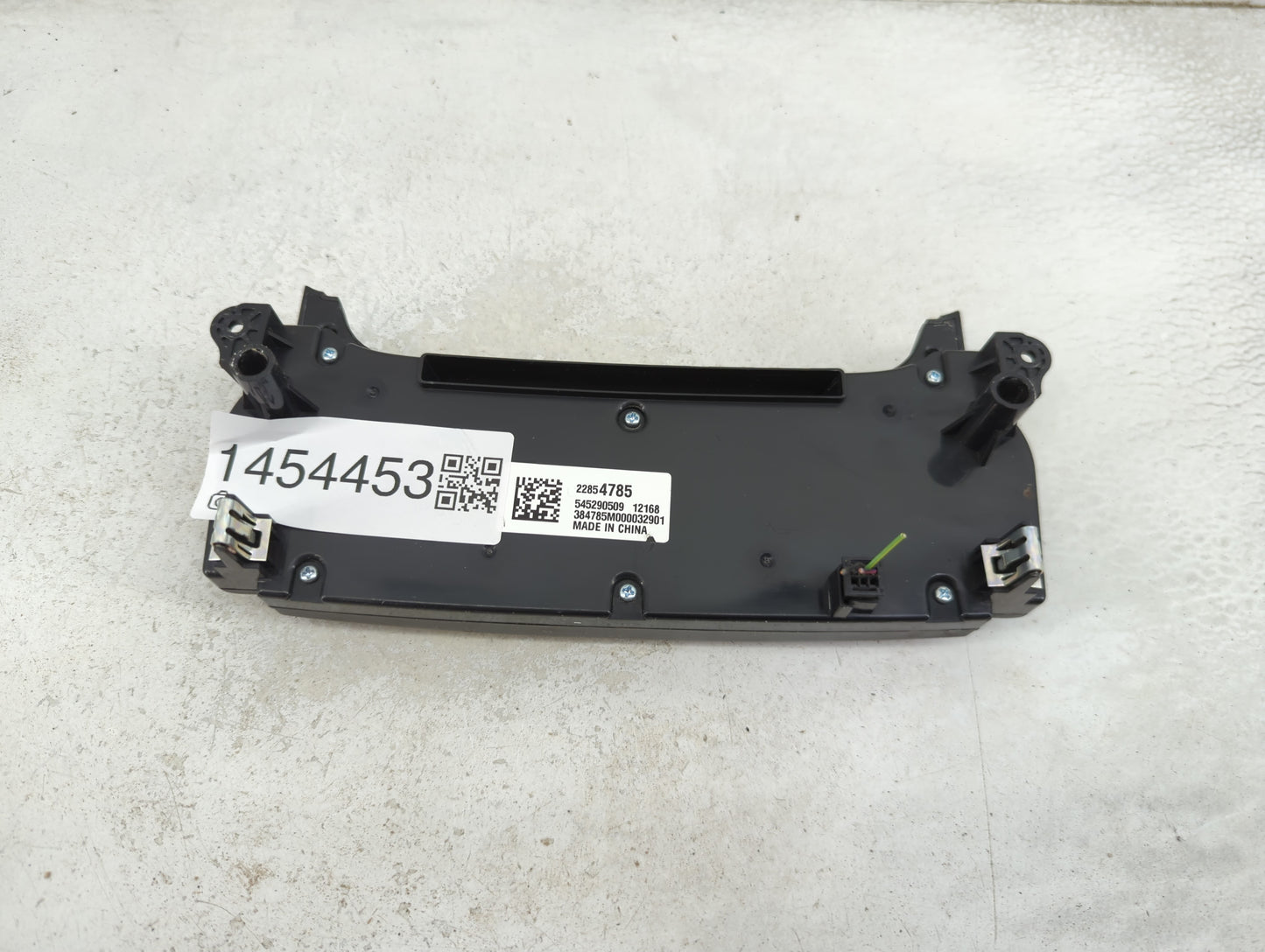 2013 Chevrolet Malibu Climate Control Module Temperature AC/Heater Replacement P/N:22854785 Fits OEM Used Auto Parts - Oemus