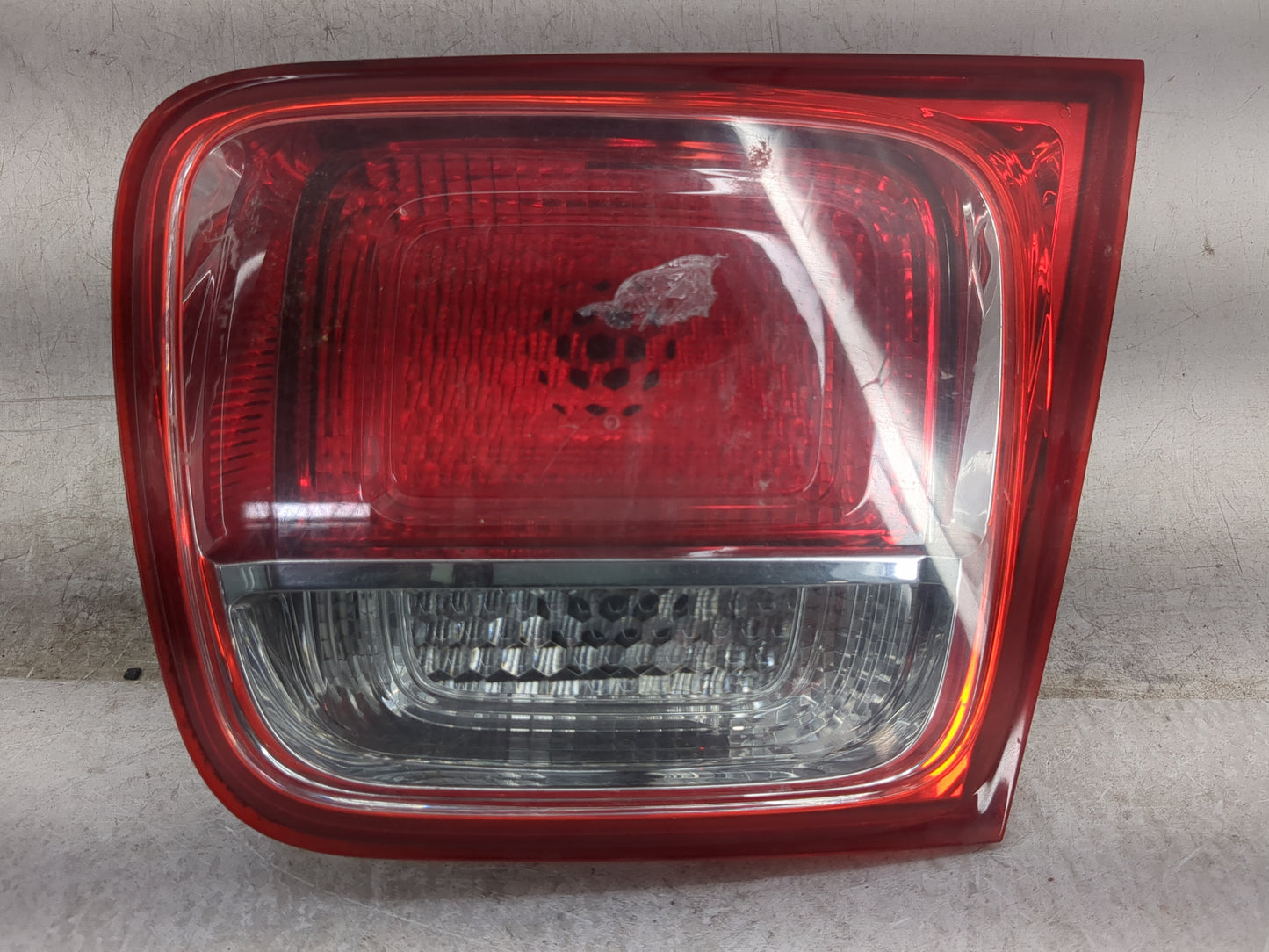 2013-2016 Chevrolet Malibu Tail Light Assembly Passenger Right OEM P/N:322161 22907312 Fits Fits 2013 2014 2015 2016 OEM Use