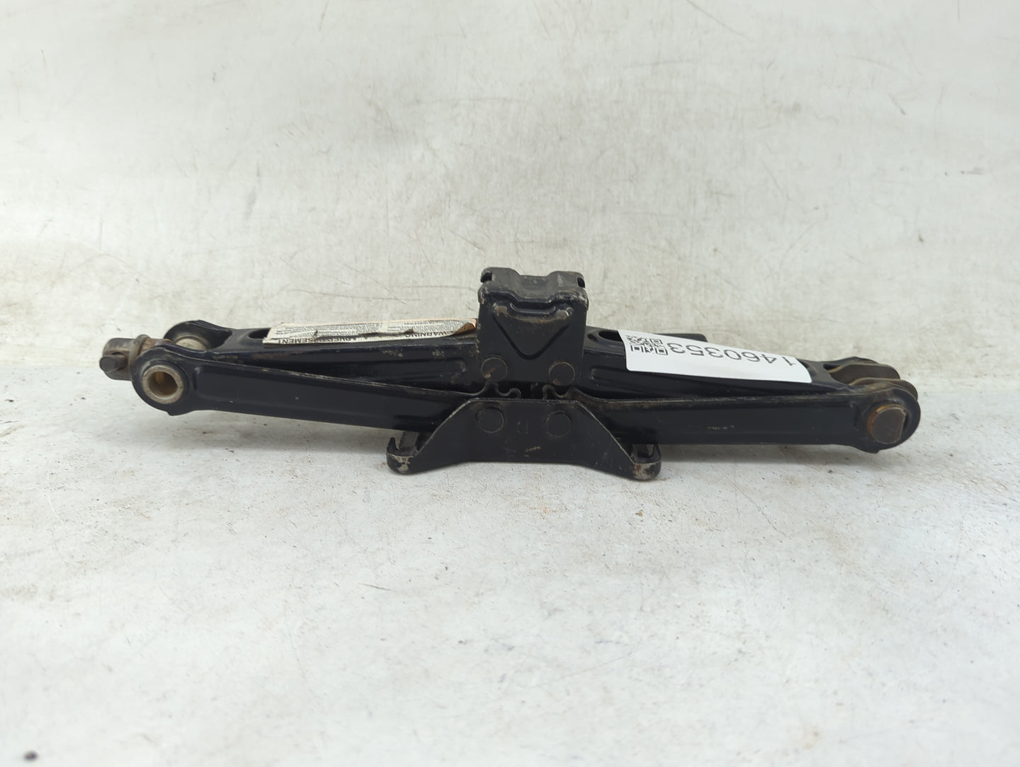 2013 Chevrolet Malibu Spare Scissor Car Jack 1460353 - Oemusedautoparts1.com