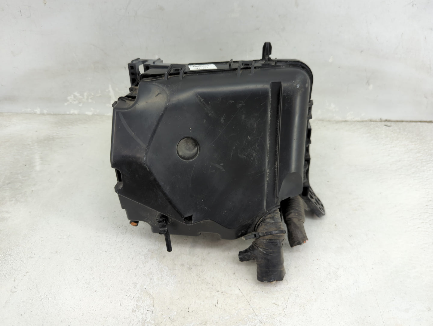2013 Chevrolet Malibu Fusebox Fuse Box Panel Relay Module P/N:91951-3X710 Fits OEM Used Auto Parts - Oemusedautoparts1.com
