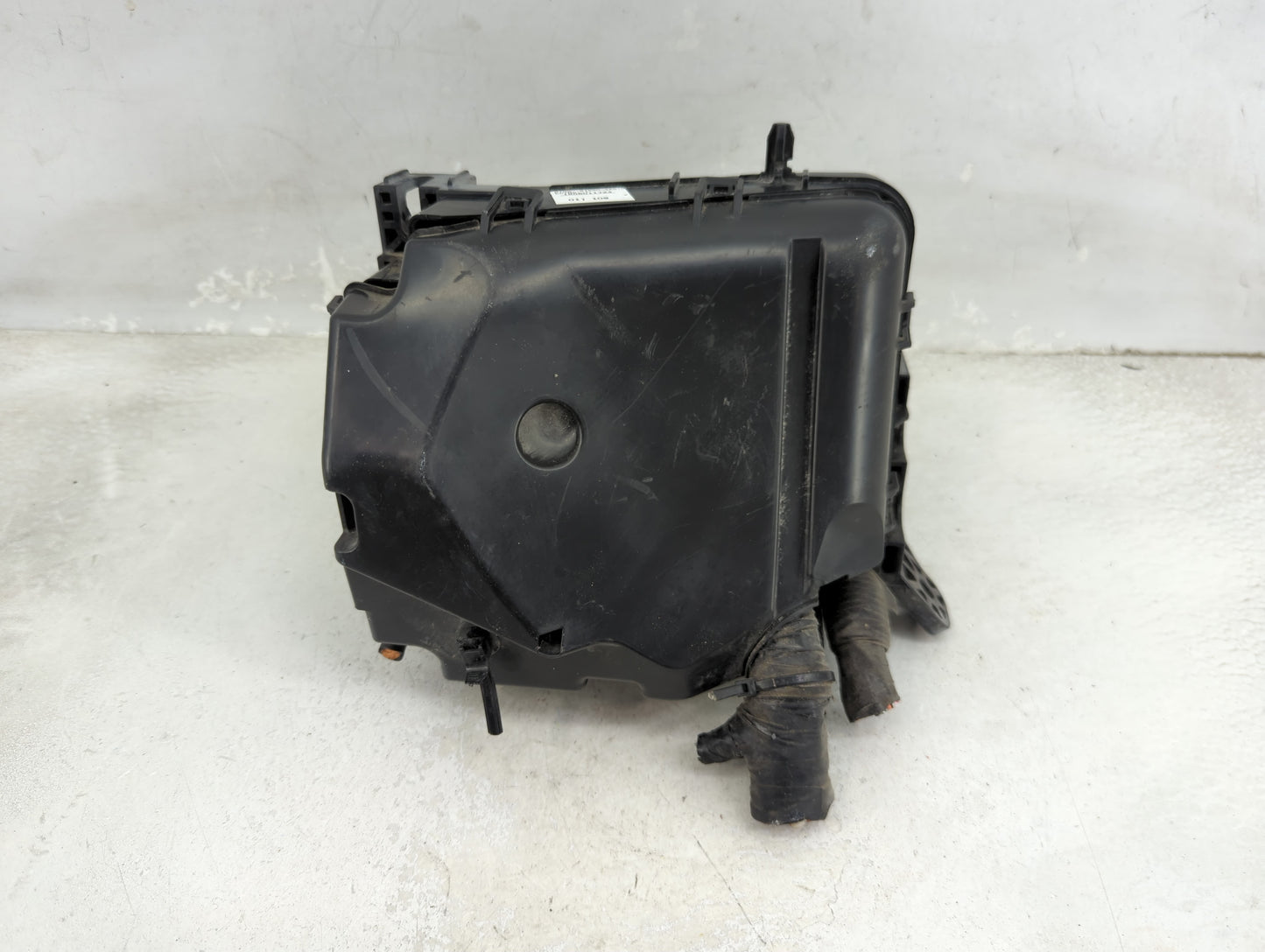 2013 Chevrolet Malibu Fusebox Fuse Box Panel Relay Module P/N:91951-3X710 Fits OEM Used Auto Parts - Oemusedautoparts1.com