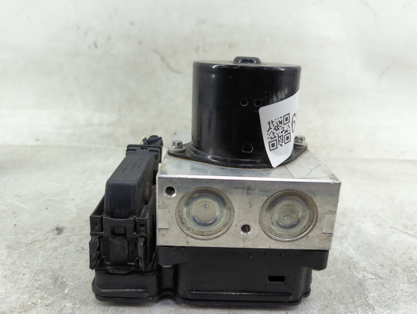 2013-2016 Chevrolet Malibu ABS Pump Control Module Replacement P/N:22863598 Fits Fits 2012 2013 2014 2015 2016 OEM Used Auto