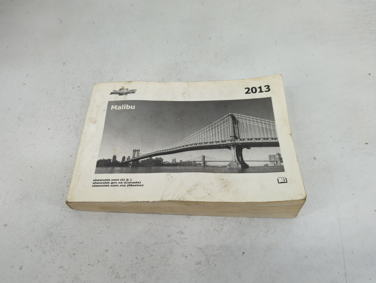2013 Chevrolet Malibu Owners Manual Book Guide P/N:22941188 OEM Used Auto Parts - Oemusedautoparts1.com