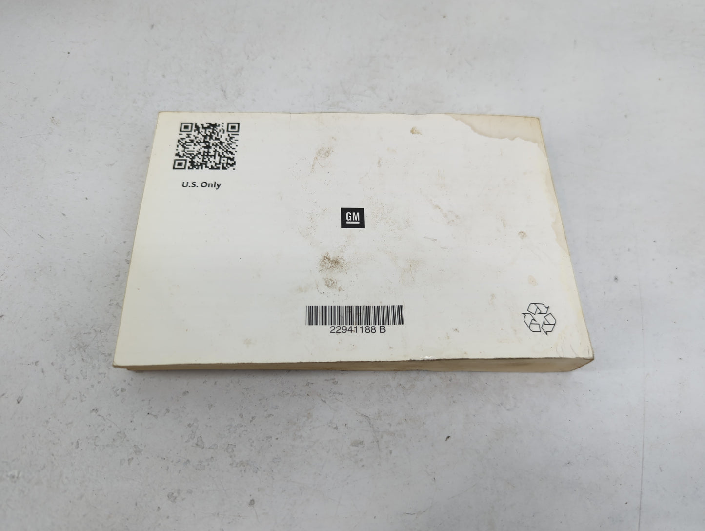 2013 Chevrolet Malibu Owners Manual Book Guide P/N:22941188 OEM Used Auto Parts - Oemusedautoparts1.com