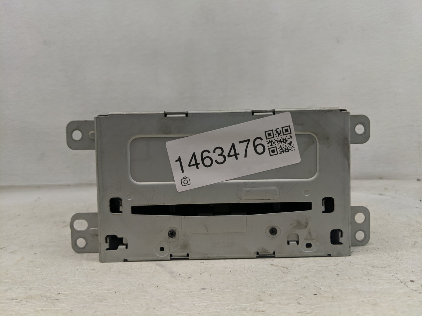 2013 Chevrolet Malibu Radio AM FM Cd Player Receiver Replacement P/N:22923802 Fits OEM Used Auto Parts - Oemusedautoparts1.c