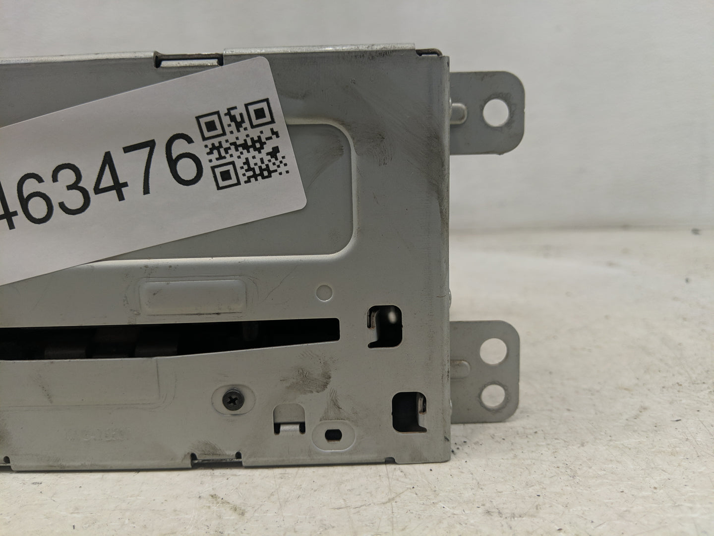 2013 Chevrolet Malibu Radio AM FM Cd Player Receiver Replacement P/N:22923802 Fits OEM Used Auto Parts - Oemusedautoparts1.c