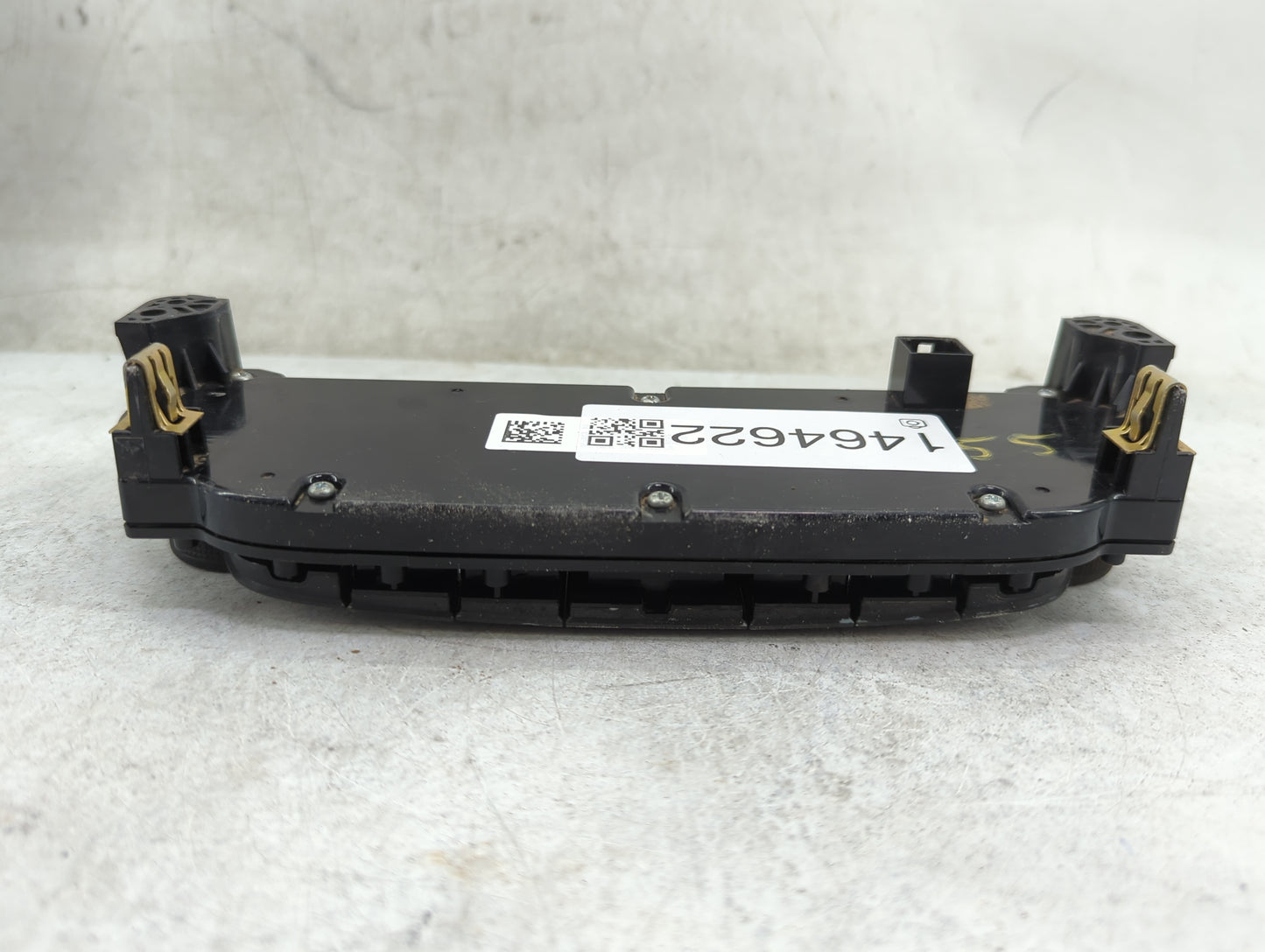 2013-2013 Chevrolet Malibu Radio Control Panel 1464622 - Oemusedautoparts1.com