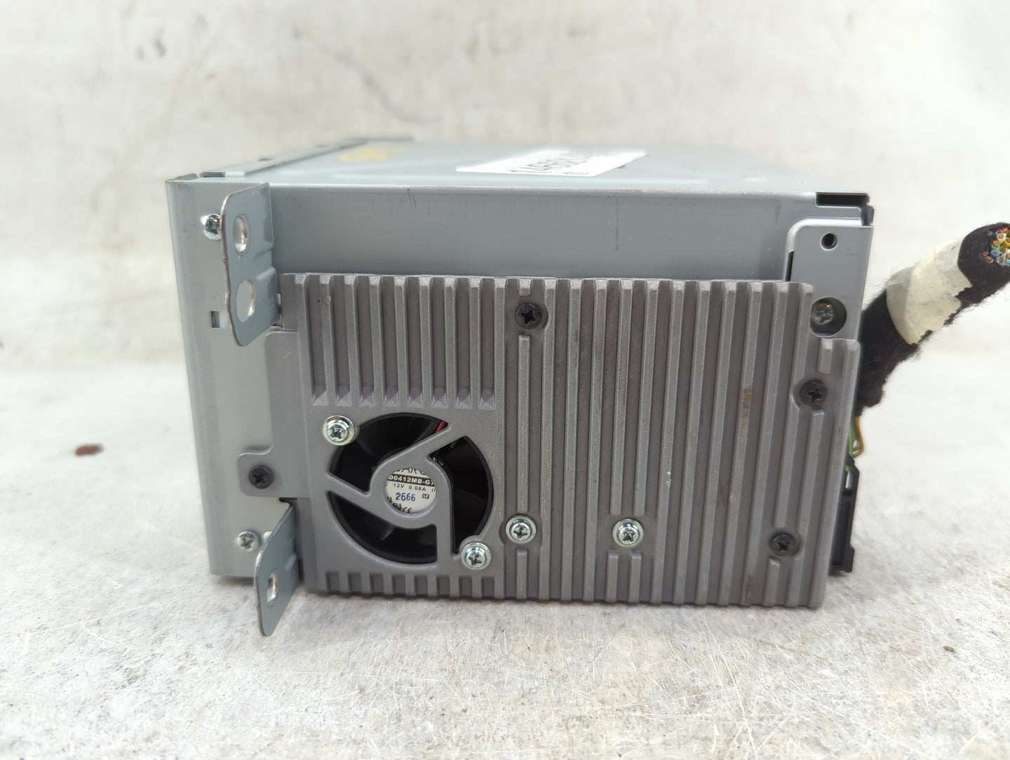 2013 Chevrolet Malibu Radio AM FM Cd Player Receiver Replacement P/N:22923802 CQ-FG42E4GDA Fits OEM Used Auto Parts - Oemuse