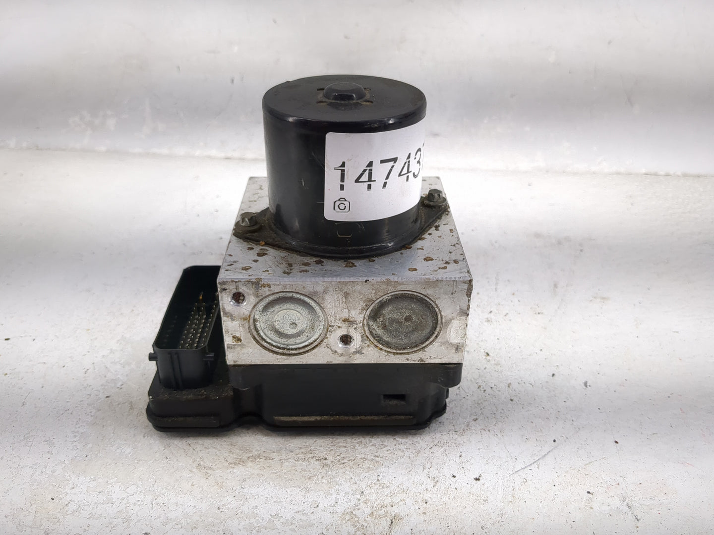 2013-2016 Chevrolet Malibu ABS Pump Control Module Replacement P/N:22863598 15050597 Fits Fits 2012 2013 2014 2015 2016 OEM 