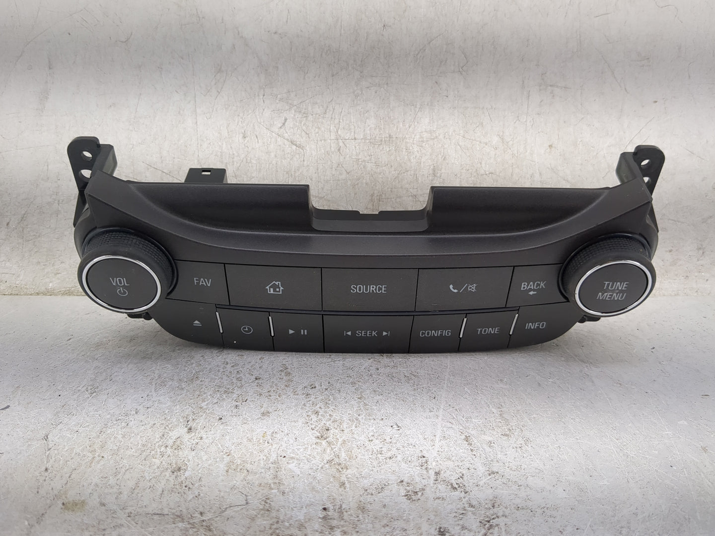2013-2013 Chevrolet Malibu Radio Control Panel 1475080 - Oemusedautoparts1.com