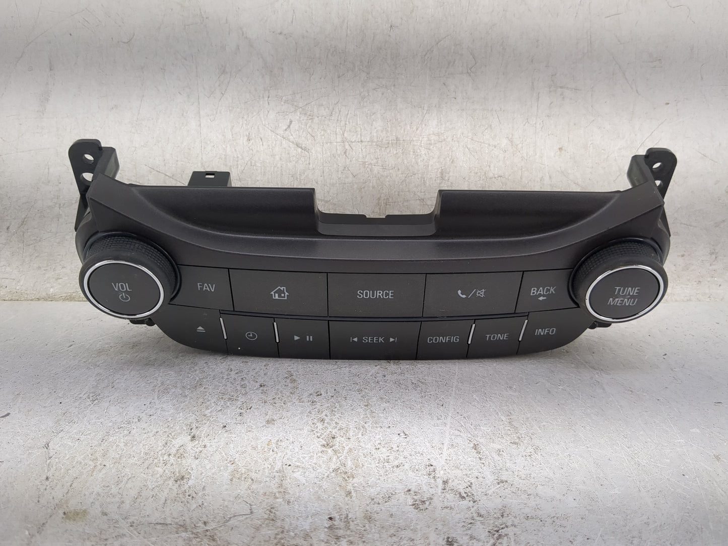 2013-2013 Chevrolet Malibu Radio Control Panel 1475080 - Oemusedautoparts1.com