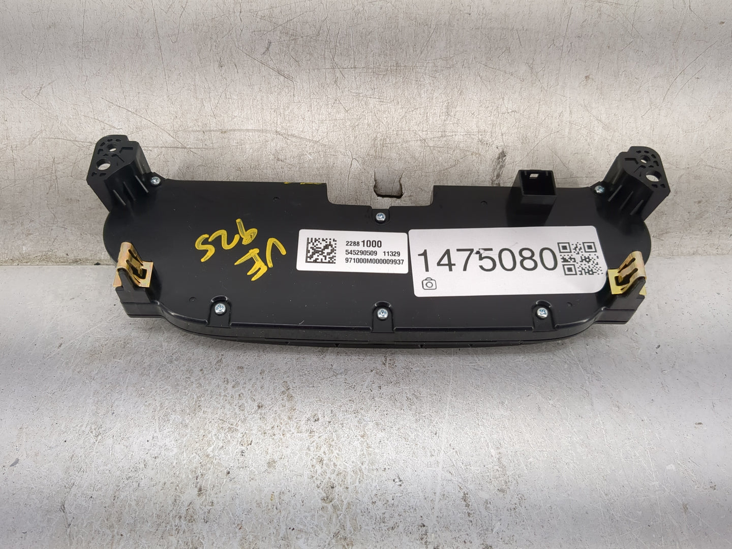 2013-2013 Chevrolet Malibu Radio Control Panel 1475080 - Oemusedautoparts1.com