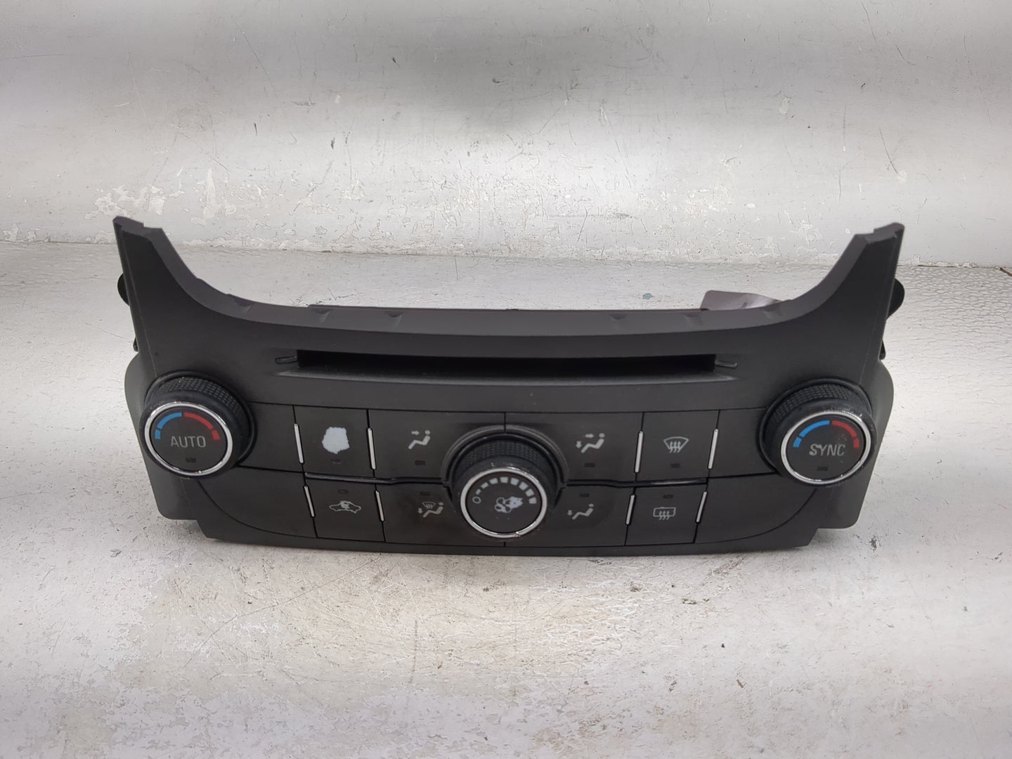 2013 Chevrolet Malibu Climate Control Module Temperature AC/Heater Replacement P/N:22854784 545290509 Fits OEM Used Auto Par
