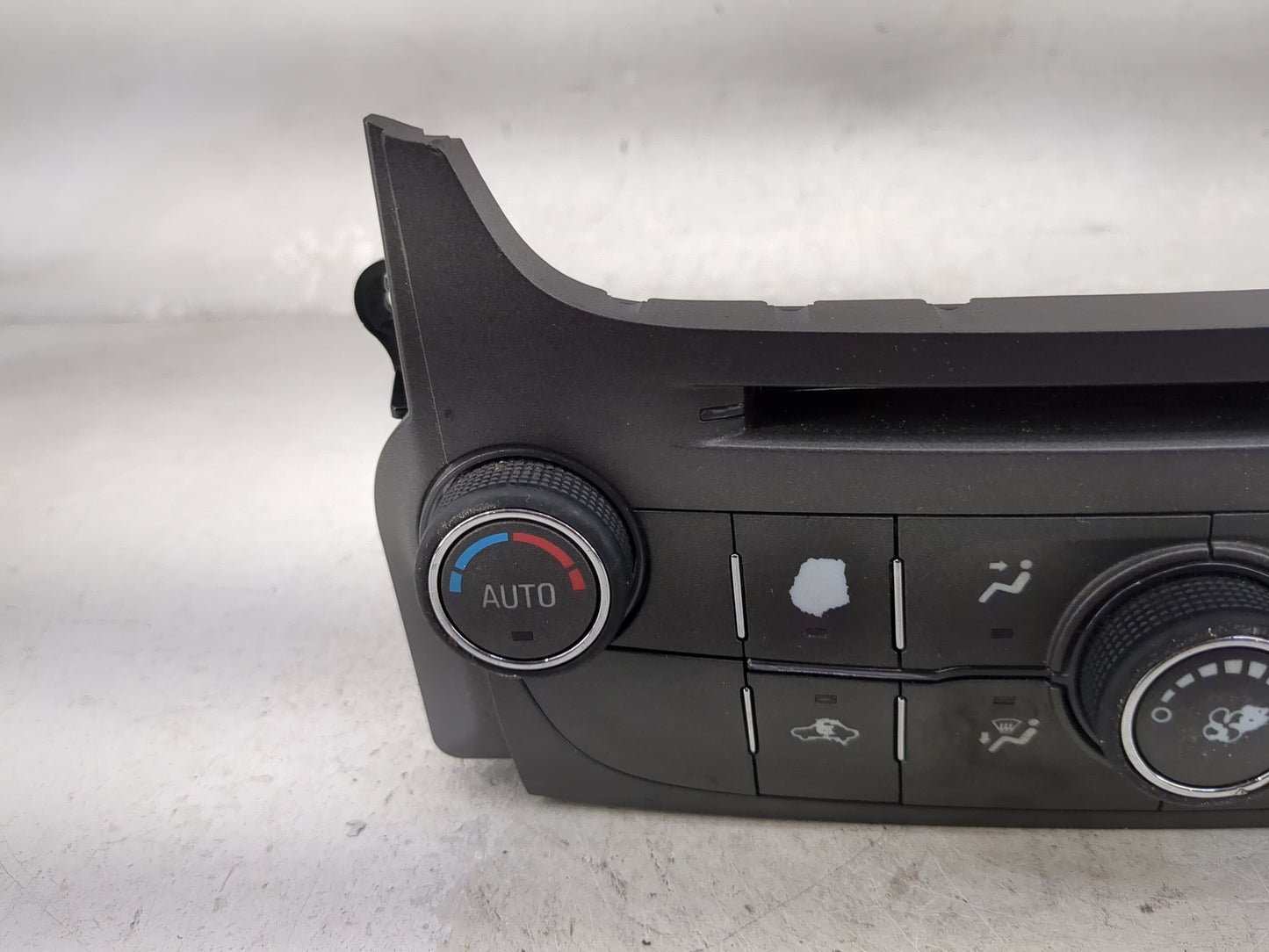 2013 Chevrolet Malibu Climate Control Module Temperature AC/Heater Replacement P/N:22854784 545290509 Fits OEM Used Auto Par
