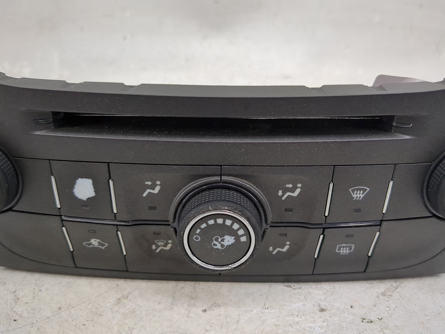 2013 Chevrolet Malibu Climate Control Module Temperature AC/Heater Replacement P/N:22854784 545290509 Fits OEM Used Auto Par