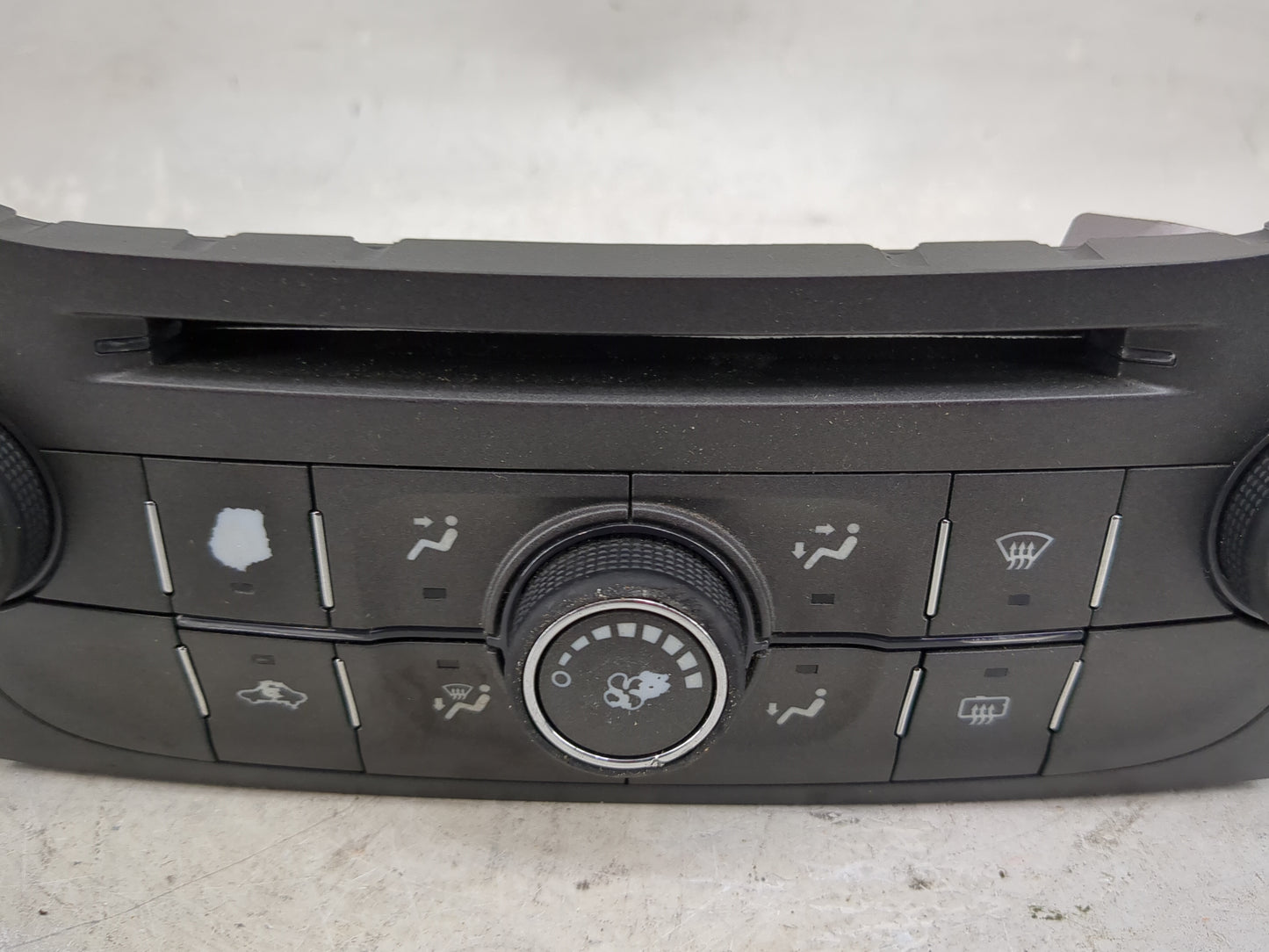 2013 Chevrolet Malibu Climate Control Module Temperature AC/Heater Replacement P/N:22854784 545290509 Fits OEM Used Auto Par
