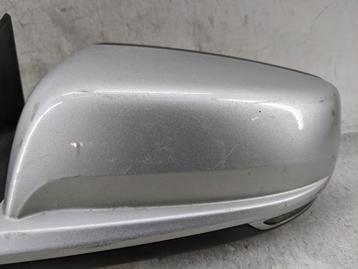 2013 Chevrolet Malibu Driver Side View Mirror - Left Door Mirror OEM Used - Oemusedautoparts1.com