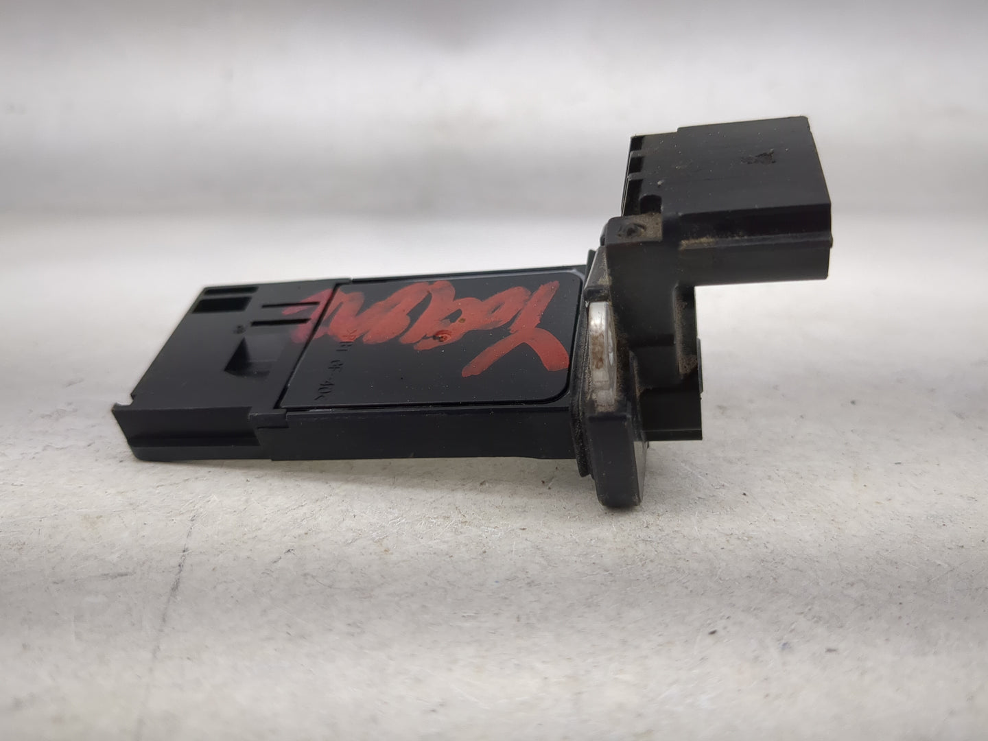 2013-2016 Chevrolet Malibu Mass Air Flow Meter Maf 1486670 - Oemusedautoparts1.com