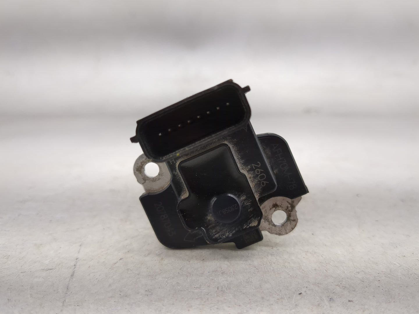 2013-2016 Chevrolet Malibu Mass Air Flow Meter Maf 1486670 - Oemusedautoparts1.com