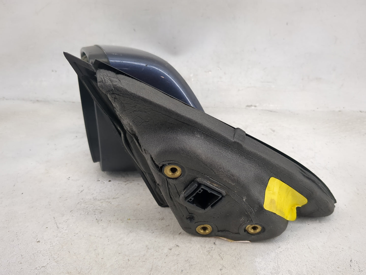 2013 Chevrolet Malibu Driver Side View Mirror - Left Door Mirror OEM Used - Oemusedautoparts1.com