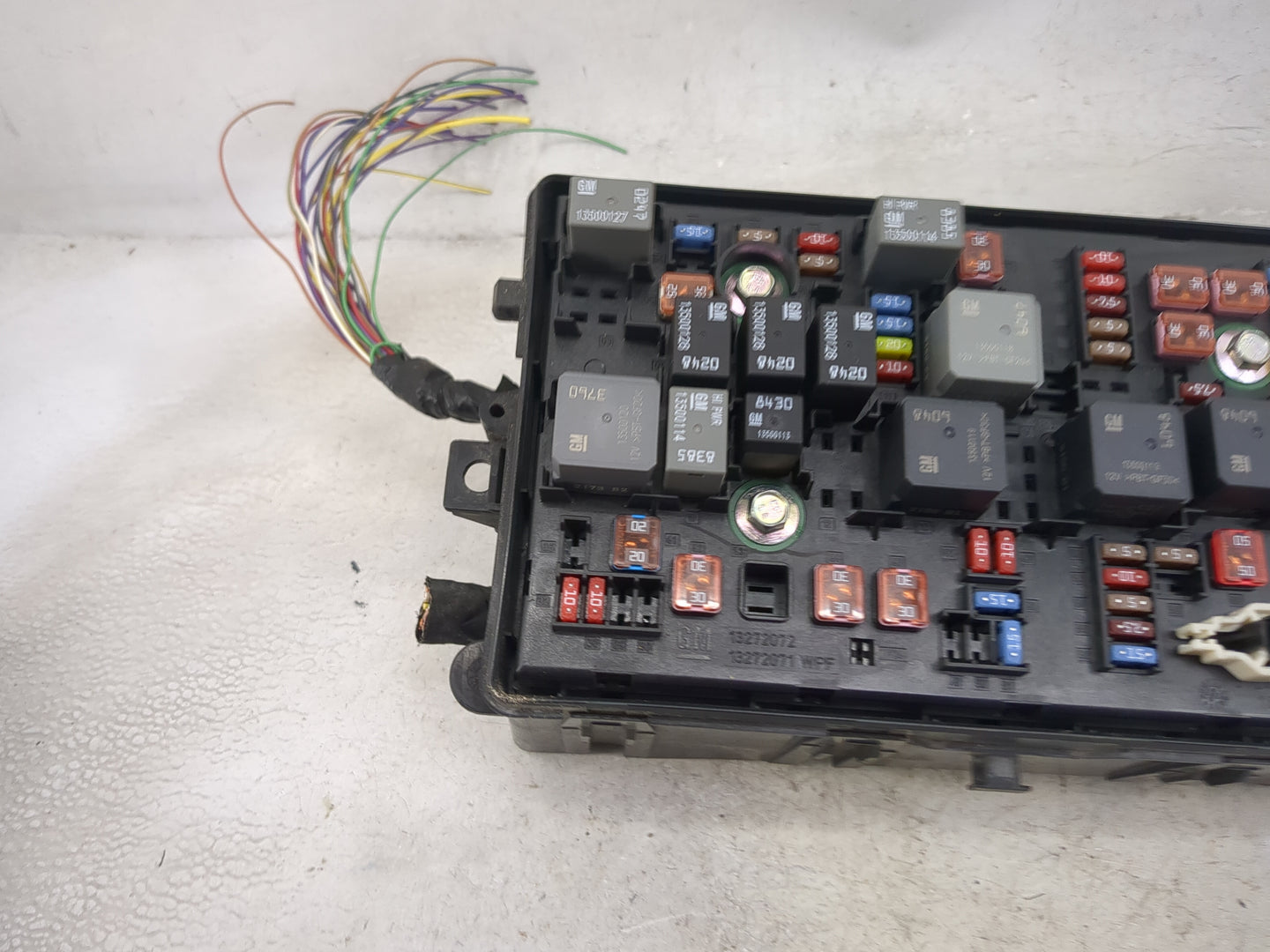 2013-2014 Chevrolet Malibu Fusebox Fuse Box Panel Relay Module P/N:13500127 13500114, 13272072, 13272071 Fits Fits 2013 2014