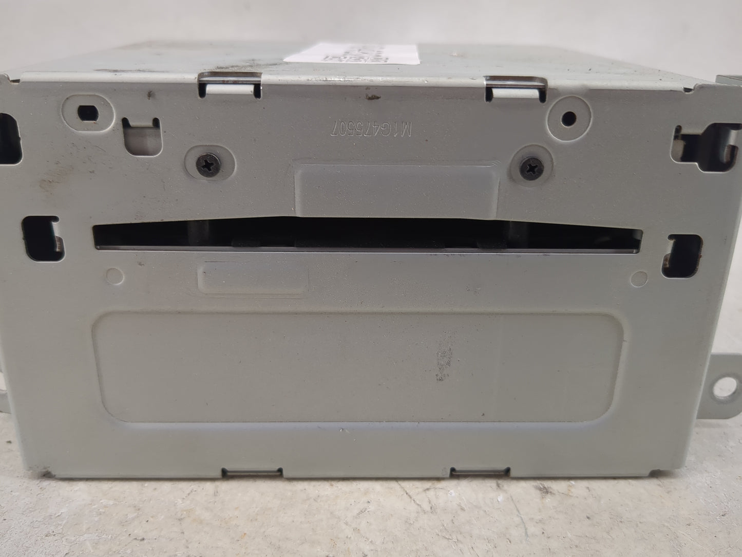 2013 Chevrolet Malibu Radio AM FM Cd Player Receiver Replacement P/N:22923802 CQ-FG4ZE4GDA Fits OEM Used Auto Parts - Oemuse