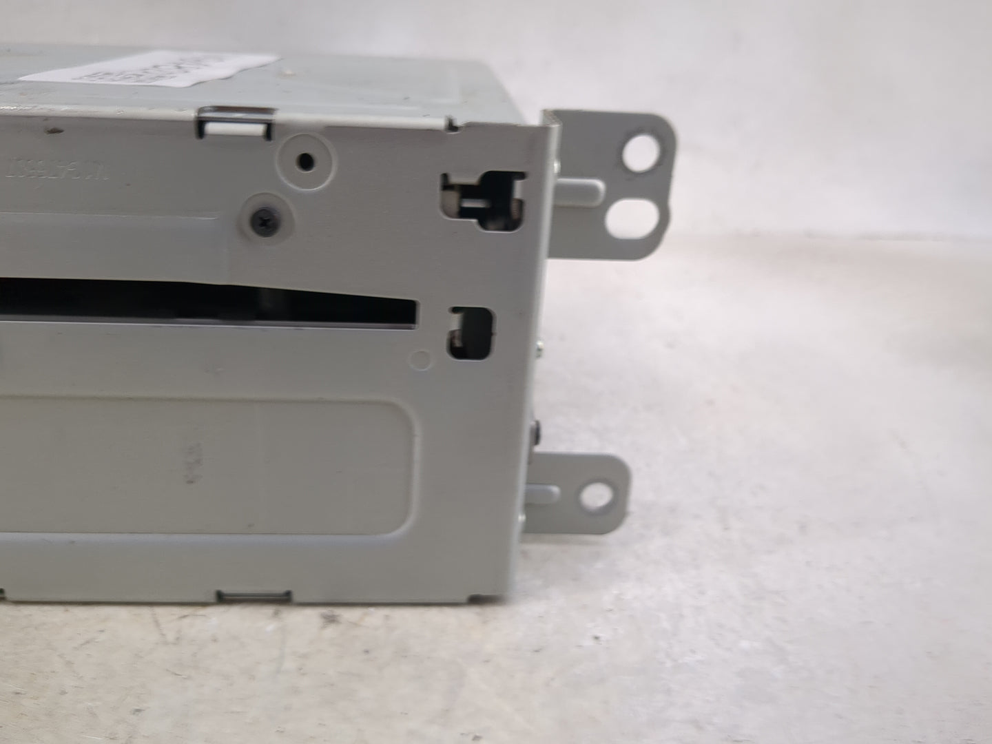 2013 Chevrolet Malibu Radio AM FM Cd Player Receiver Replacement P/N:22923802 CQ-FG4ZE4GDA Fits OEM Used Auto Parts - Oemuse