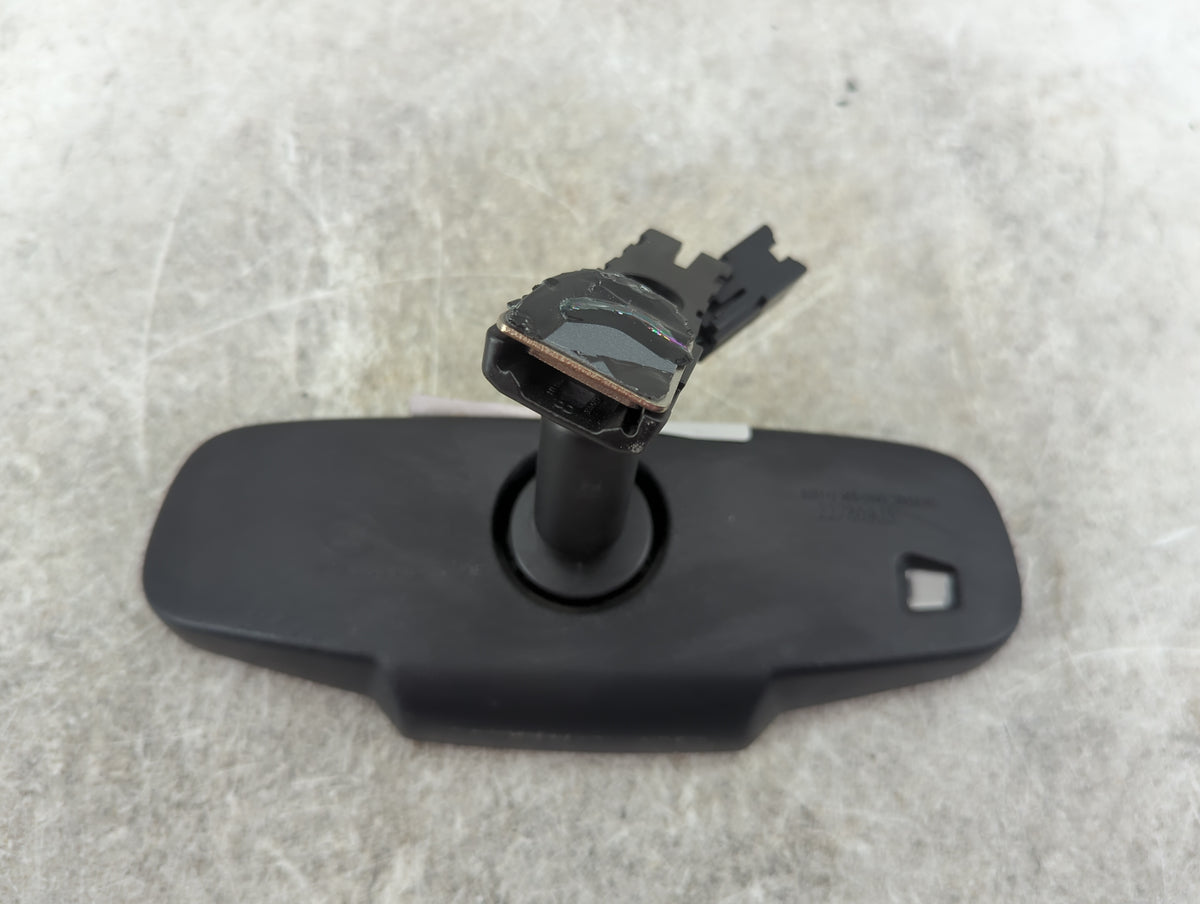2013-2016 Chevrolet Malibu Interior Rear View Mirror Replacement OEM P/N:22780935 Fits OEM Used Auto Parts - Oemusedautopart