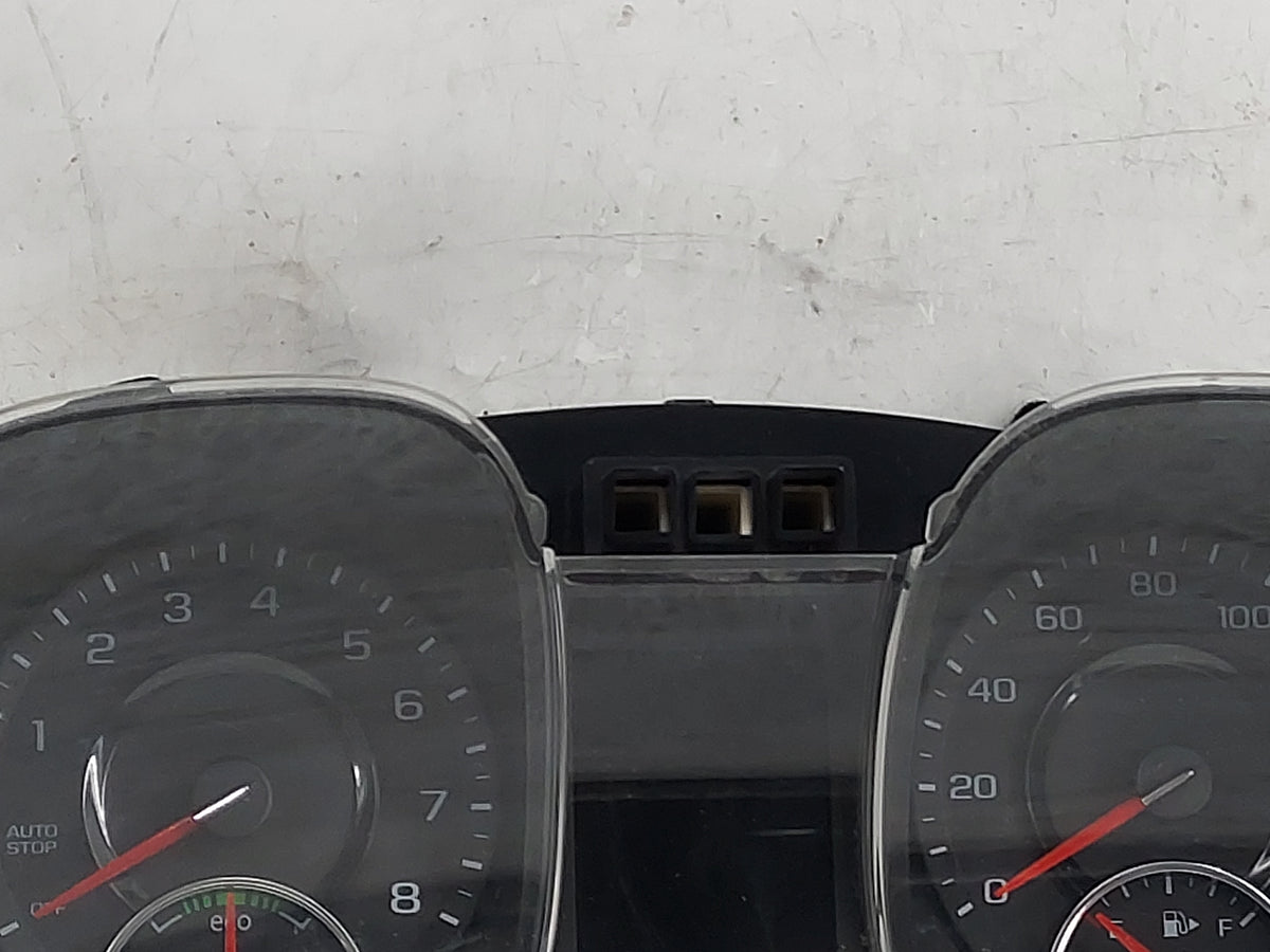 2013 Chevrolet Malibu Instrument Cluster Speedometer Gauges P/N:22862366 A2C32374200 Miles: Fits OEM Used Auto Parts - Oemus