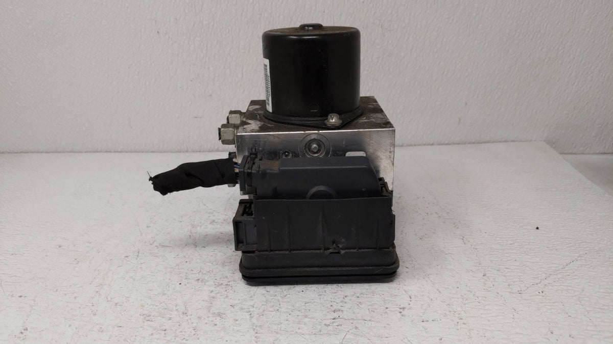 2013-2016 Chevrolet Malibu Anti-Lock Brake ABS Pump Module Actuator OEM P/N:22815252 22888646 Fits Fits 2012 2013 2014 2015 