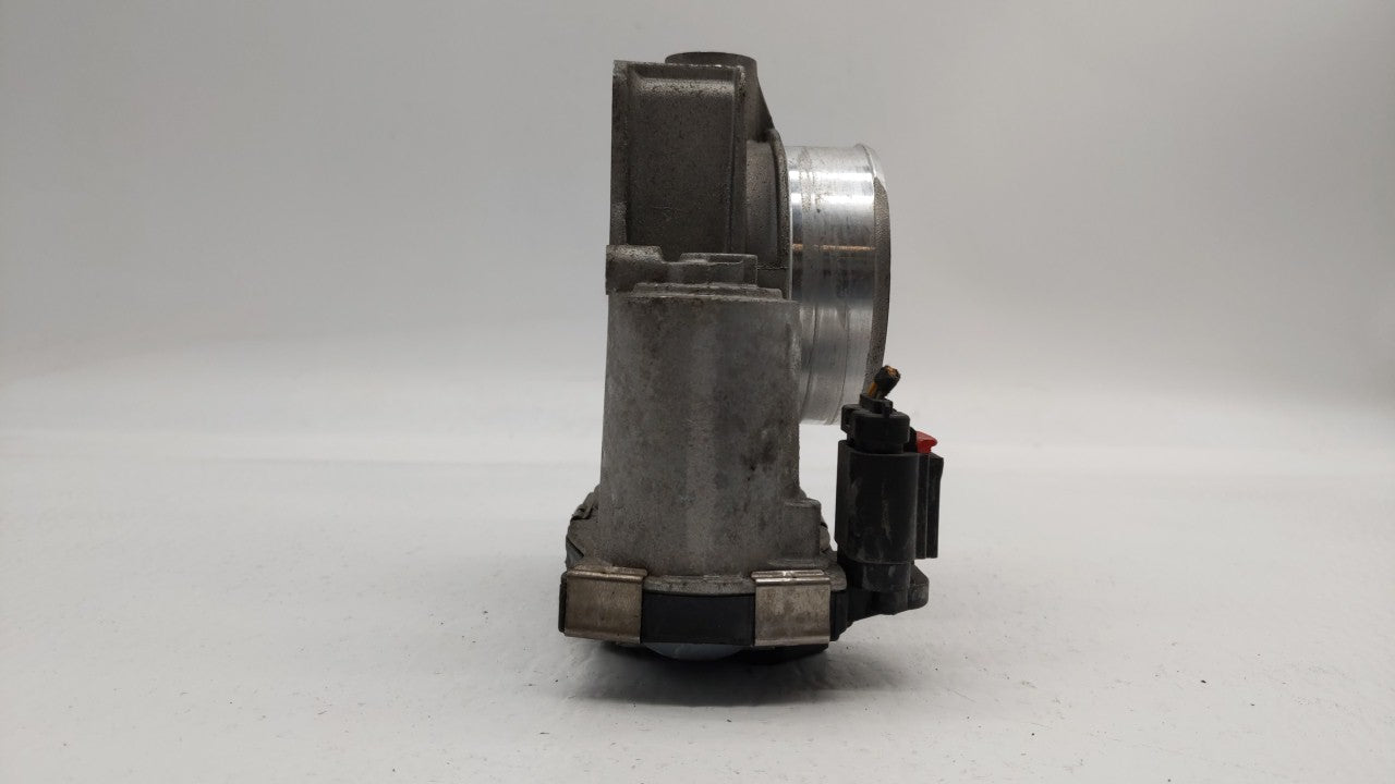 2013-2015 Chevrolet Malibu Throttle Body P/N:12627217DA Fits Fits 2013 2014 2015 2017 2018 OEM Used Auto Parts - Oemusedauto