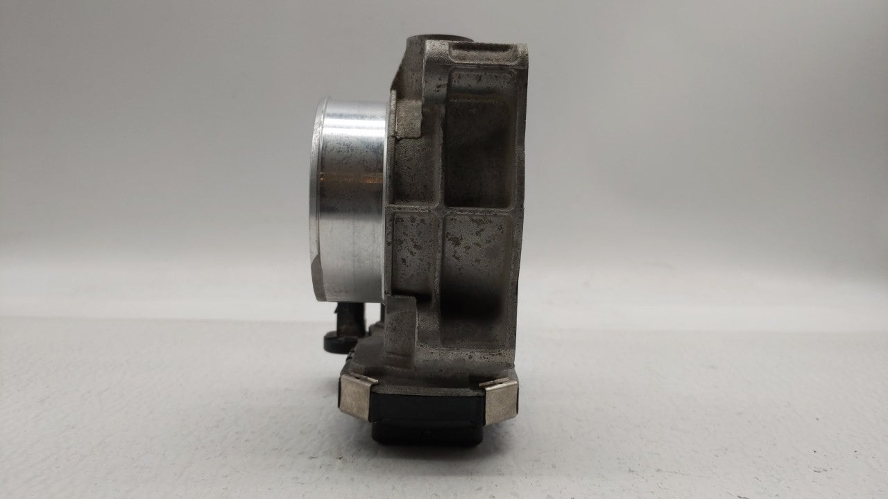 2013-2015 Chevrolet Malibu Throttle Body P/N:12627217DA Fits Fits 2013 2014 2015 2017 2018 OEM Used Auto Parts - Oemusedauto