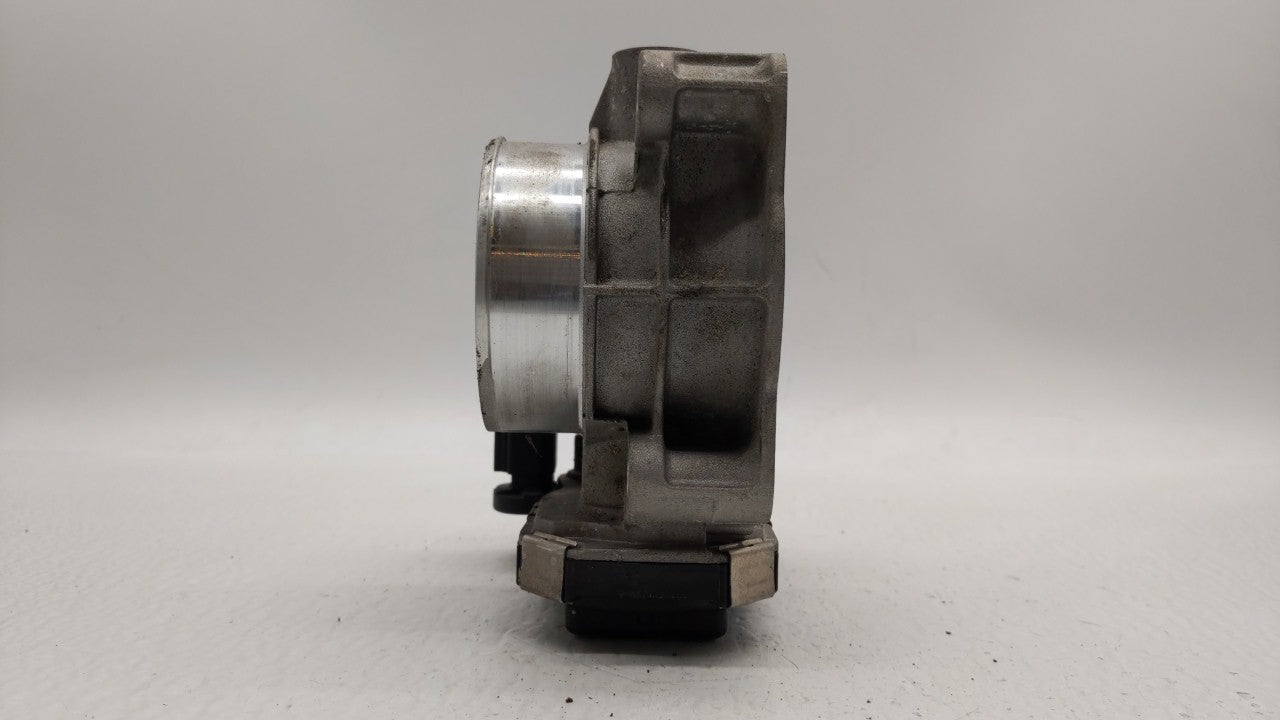 2013-2015 Chevrolet Malibu Throttle Body P/N:12627217DA Fits Fits 2013 2014 2015 2017 2018 OEM Used Auto Parts - Oemusedauto